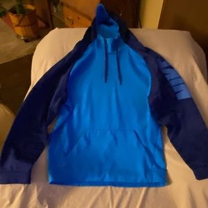 Nike, size L, dry-fit, pullover hoodie.